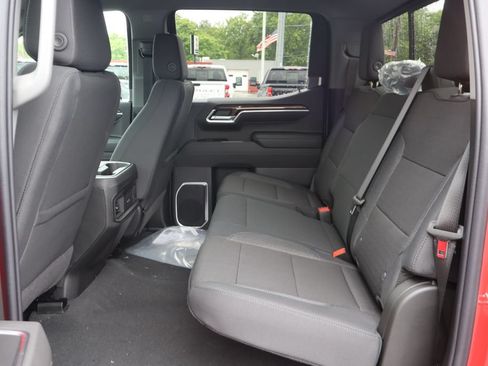 New 2026 Chevrolet Silverado 1500 LT w/ LPO, Dark Essentials Package AWD/4WD image 18
