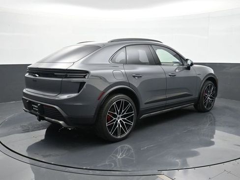 New 2025 Porsche Macan Turbo Electric AWD/4WD image 29