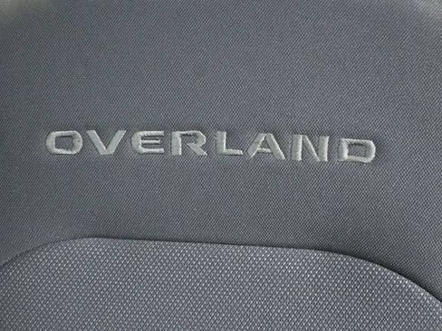Used 2020 Jeep Gladiator Overland AWD/4WD image 19