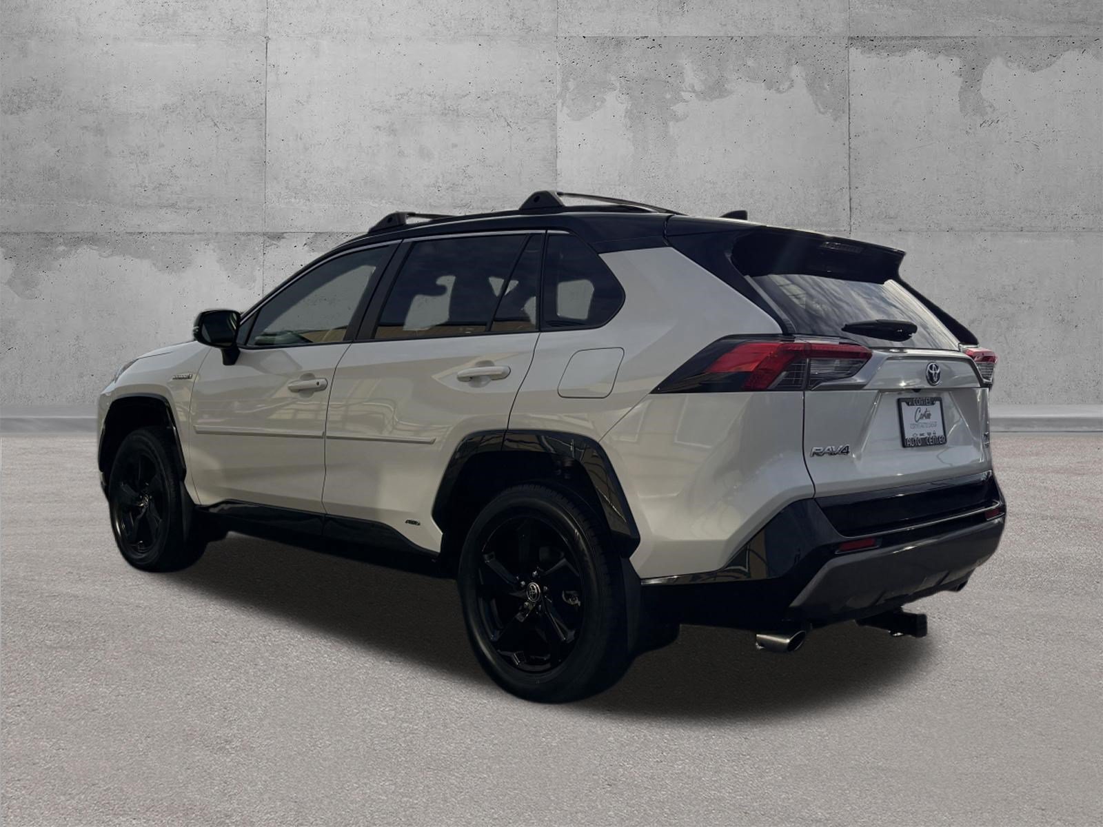 Used 2021 Toyota RAV4 XSE AWD/4WD image 5