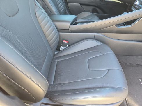 Used 2023 Hyundai Elantra Limited FWD image 21