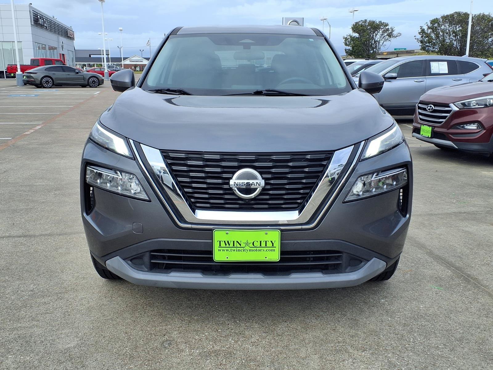 Used 2021 Nissan Rogue SV FWD image 5