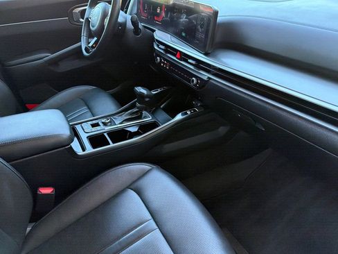 Used 2025 Kia Sorento EX AWD/4WD image 17