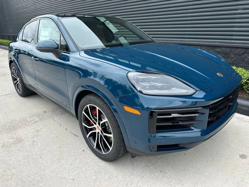 Used 2026 Porsche Cayenne S AWD/4WD image 11