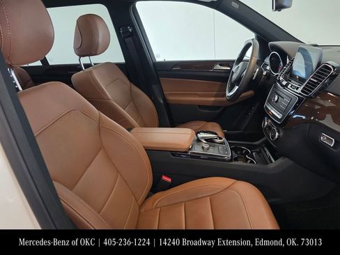 Used 2017 Mercedes-Benz GLS 450 4MATIC image 11