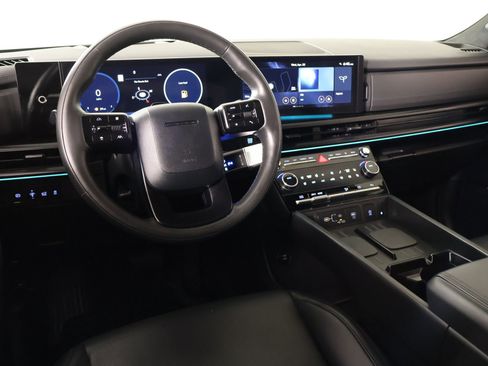 Used 2024 Hyundai Santa Fe Calligraphy image 2