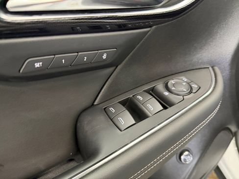 Used 2023 Buick Envision Essence w/ Sport Touring Package AWD/4WD image 23