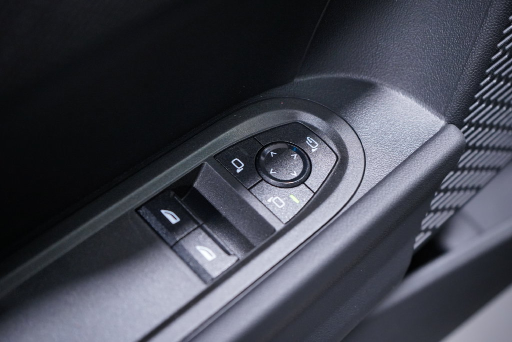 New 2026 MINI Cooper 2-Door Hardtop FWD image 16