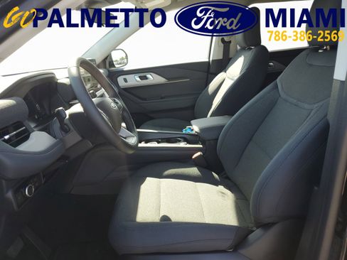 New 2026 Ford Explorer Active image 12