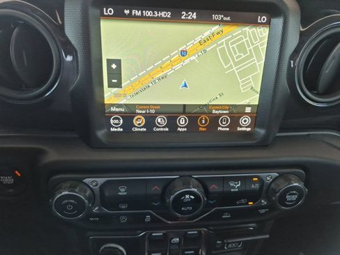 Used 2022 Jeep Gladiator Sport AWD/4WD image 13