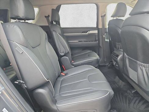 Used 2025 Hyundai Palisade SEL FWD image 21