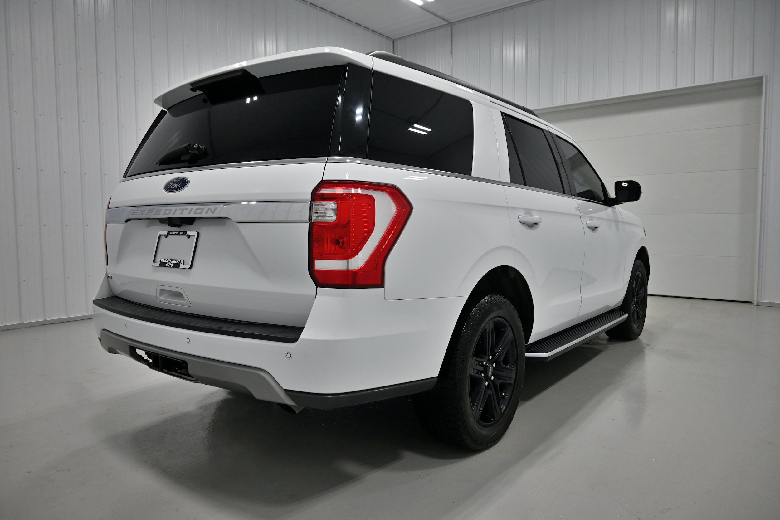 Used 2021 Ford Expedition XLT AWD/4WD image 38