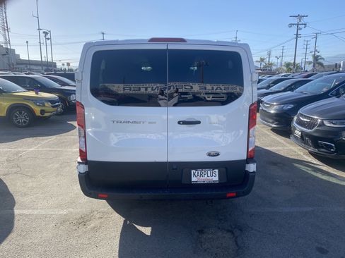 Used 2020 Ford Transit 150 XLT RWD image 9