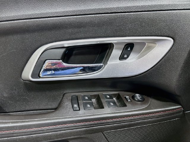 Used 2015 Chevrolet Equinox LTZ AWD/4WD image 17