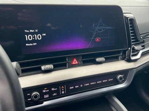 Certified 2025 Kia Sportage EX w/ EX Premium Package image 20