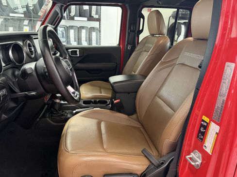 Used 2022 Jeep Wrangler Unlimited Rubicon w/ Steel Bumper Group AWD/4WD image 23