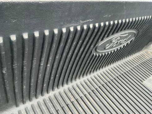 Used 2016 Ford F150 XLT w/ XTR Package image 4