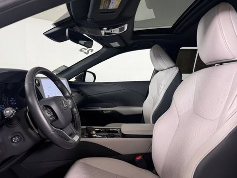 Used 2025 Lexus RX 350 Premium Plus w/ Accessory Package (Z1) FWD image 21