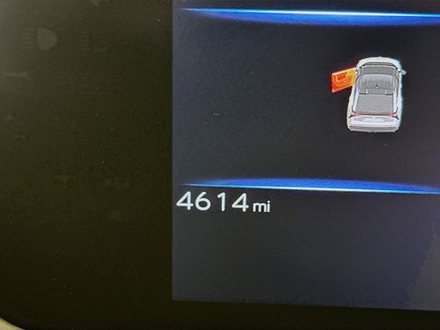 Used 2024 Toyota bZ4X XLE w/ Weather Package image 19