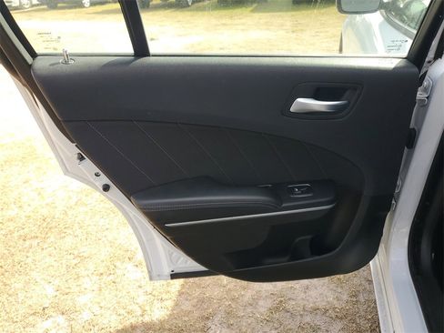 Used 2022 Dodge Charger SXT image 28