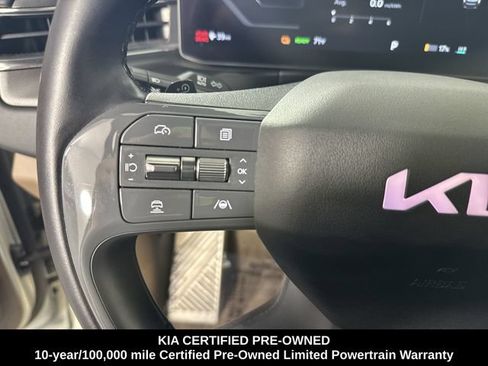 Certified 2024 Kia EV9 GT-Line AWD/4WD image 11