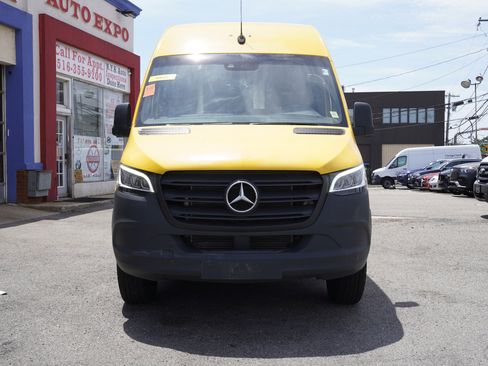 Used 2021 Mercedes-Benz Sprinter 2500 w/ Acoustic Package image 10