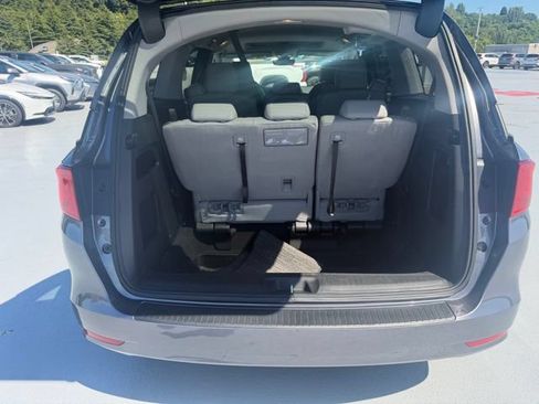 Certified 2024 Honda Odyssey EX-L image 13