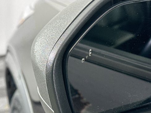 Used 2023 Ford Explorer XLT w/ Equipment Group 202A image 16