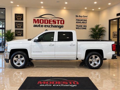 Used 2017 Chevrolet Silverado 1500 LT w/ All Star Edition RWD image 7