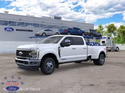 New 2026 Ford F350 Lariat w/ Lariat Premium Package