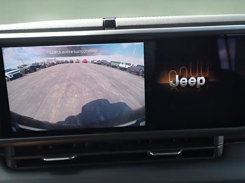 New 2026 Jeep Wrangler Unlimited Rubicon AWD/4WD image 21