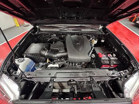 Certified 2023 Toyota Tacoma SR5 image 9