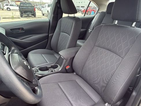 Certified 2025 Toyota Corolla LE image 14