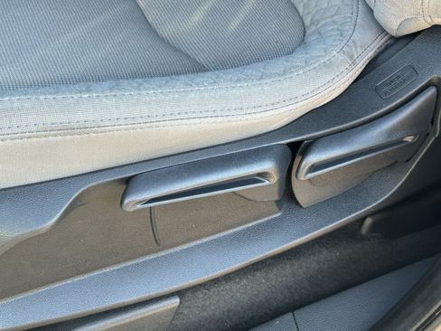 Certified 2023 Honda Pilot LX image 24