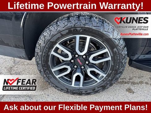Used 2022 GMC Yukon AT4 AWD/4WD image 12