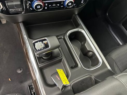 Used 2022 GMC Sierra 1500 Elevation image 20