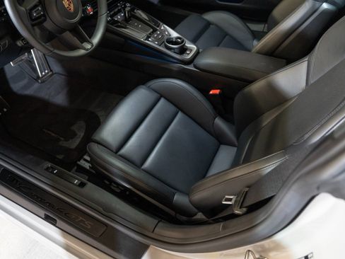 Certified 2025 Porsche 911 Carrera GTS RWD image 14