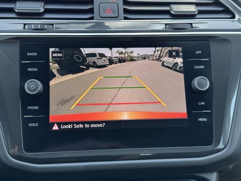 Used 2019 Volkswagen Tiguan SE AWD/4WD image 19