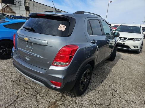Used 2019 Chevrolet Trax LT w/ LT Convenience Package FWD image 15