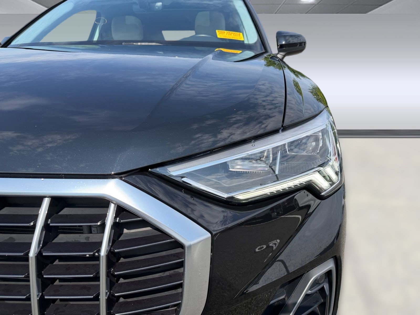 Used 2023 Audi Q3 2.0T Premium w/ Convenience Package AWD/4WD image 11