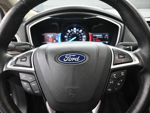 Used 2018 Ford Fusion Energi SE image 15