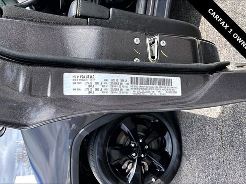 Used 2018 Jeep Cherokee Latitude w/ Altitude Package image 18