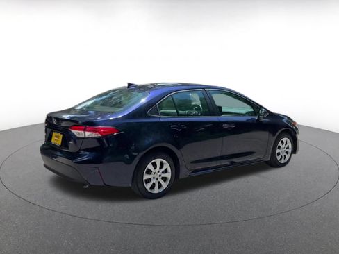 Used 2025 Toyota Corolla LE FWD image 15