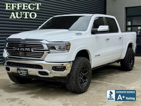 Used 2022 RAM 1500 Laramie AWD/4WD image 1