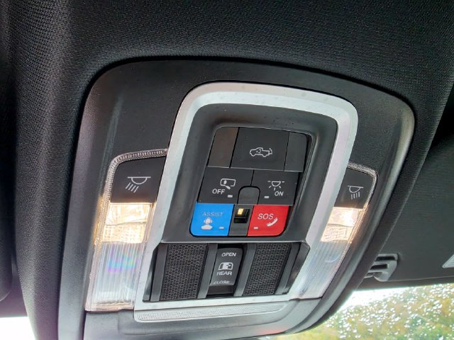 Used 2025 RAM 1500 Big Horn AWD/4WD image 23