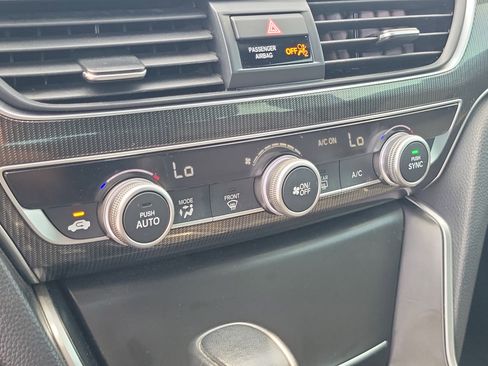 Used 2020 Honda Accord Sport image 25