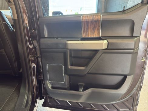 Used 2018 Ford F150 Lariat AWD/4WD image 26