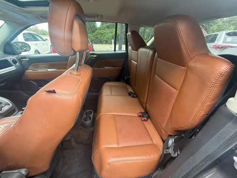Used 2014 Jeep Compass Limited w/ Sun/Sound Group AWD/4WD image 14