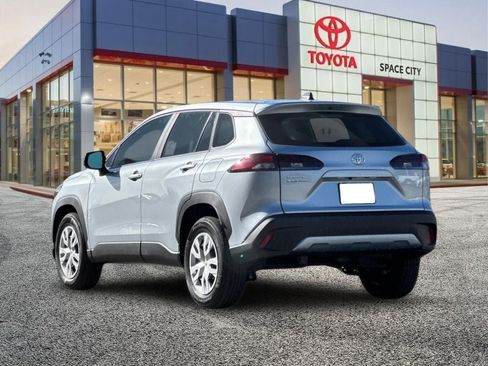 New 2026 Toyota Corolla Cross L FWD image 4