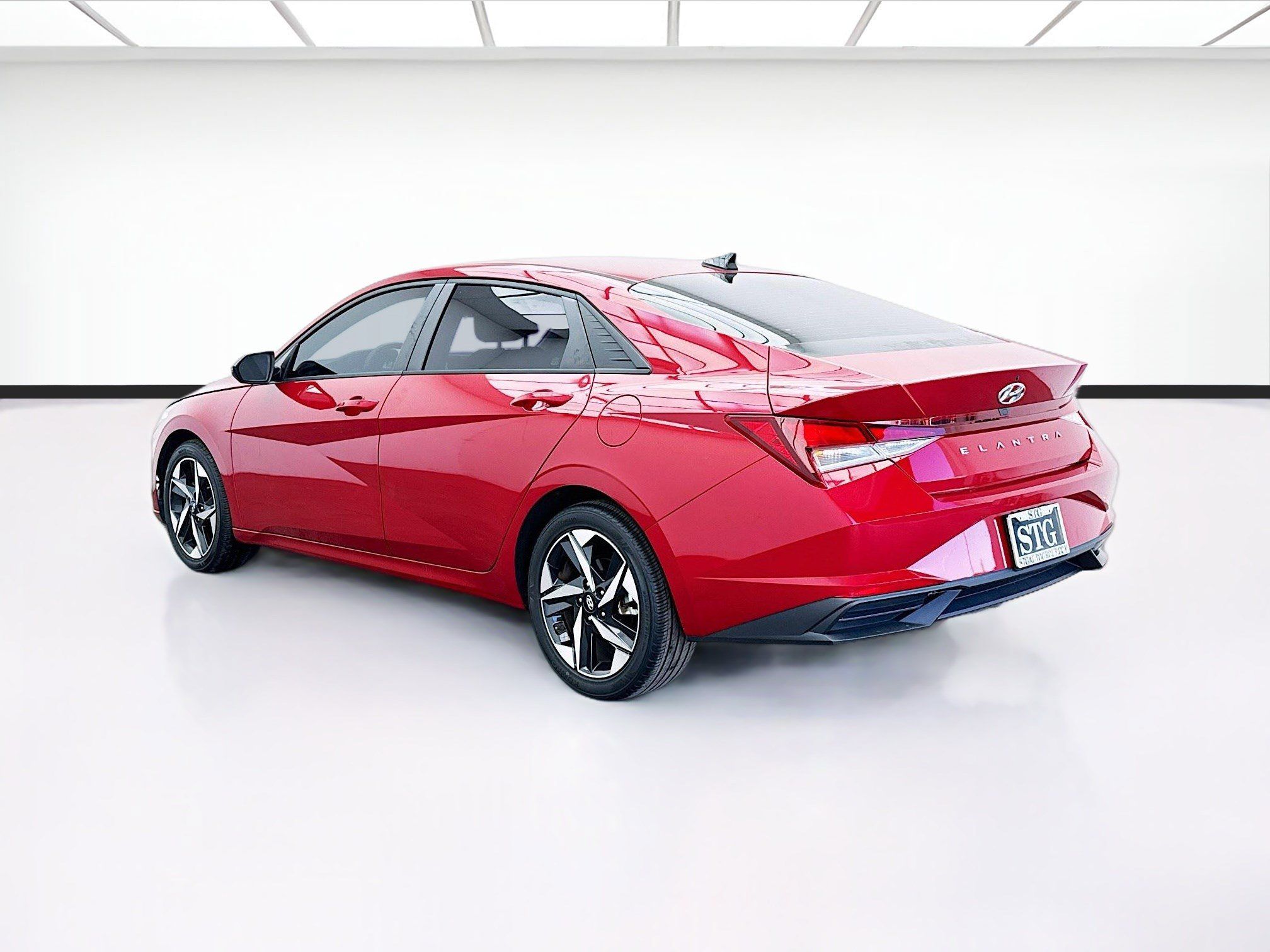 Used 2023 Hyundai Elantra SEL w/ Convenience Package FWD image 6